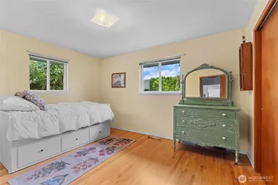 8715 18th Avenue E, Tacoma, WA 98445 - Photo 18