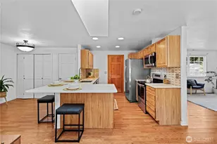 10329 16th Pl W, Everett, WA 98204 - Photo 2