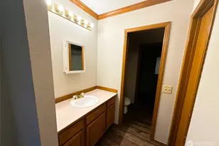 205 Spring Pl, Enumclaw, WA 98022 - Photo 10