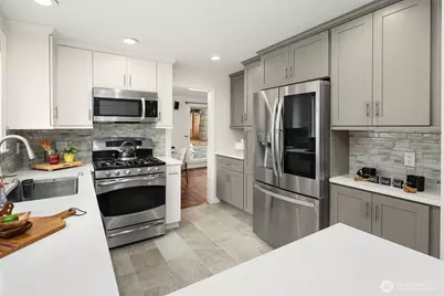 6203 144th Avenue NE, Redmond, WA 98052 - Photo 10
