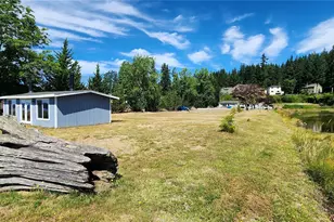 621 NE Gladwin Rd, Belfair, WA 98528 - Photo 6