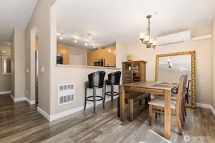 710 240th Way SE, Sammamish, WA 98074 - Photo 6