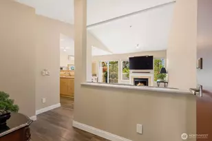 710 240th Way SE, Sammamish, WA 98074 - Photo 2