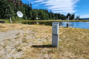 621 NE Gladwin Rd, Belfair, WA 98528 - Photo 2