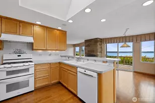 6107 Hawthorne Terrace NE, Tacoma, WA 98422 - Photo 12