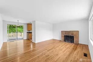 1033 151st Ave SE, Bellevue, WA 98007 - Photo 4