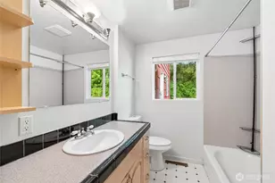 1033 151st Ave SE, Bellevue, WA 98007 - Photo 12