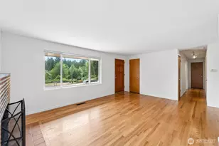 1033 151st Ave SE, Bellevue, WA 98007 - Photo 6