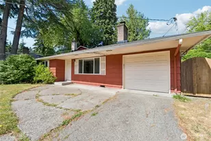 1033 151st Ave SE, Bellevue, WA 98007 - Photo 2