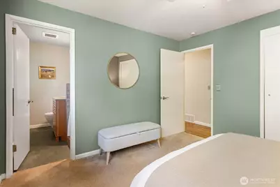 745 N 97th Street, Seattle, WA 98103 - Photo 14