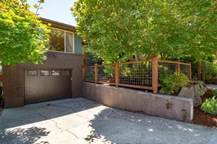 745 N 97th St, Seattle, WA 98103 - Photo 38