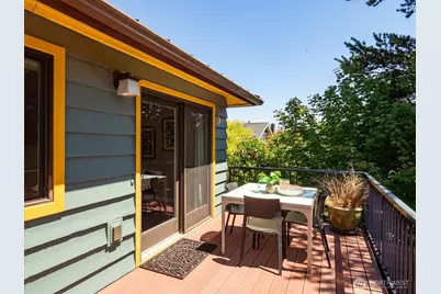 745 N 97th Street, Seattle, WA 98103 - Photo 28