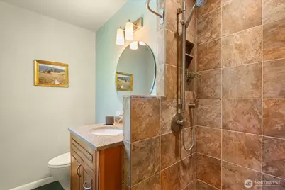 745 N 97th Street, Seattle, WA 98103 - Photo 16