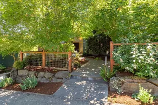 745 N 97th St, Seattle, WA 98103 - Photo 2