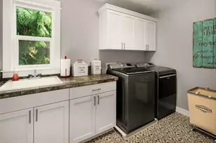 13041 56th Ave S, Tukwila, WA 98178 - Photo 30
