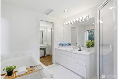 11406 NE 103rd Place, Kirkland, WA 98033 - Photo 14