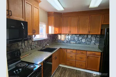 225 14th Street SE, Auburn, WA 98002 - Photo 6