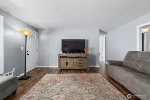 733 2nd Ave NE, Pacific, WA 98047 - Photo 4