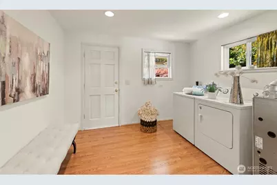 6831 37th Avenue NE, Seattle, WA 98115 - Photo 12
