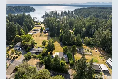 8520 David Day Drive NW, Gig Harbor, WA 98332 - Photo 2