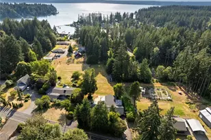 8520 David Day Dr NW, Gig Harbor, WA 98332 - Photo 2
