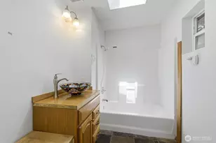 16524 35th Ave NE, Lake Forest Park, WA 98155 - Photo 20