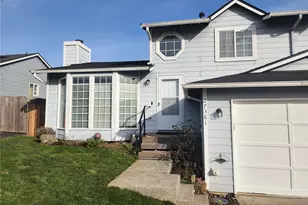 27361 Village Pl NW, Stanwood, WA 98292 - Photo 2