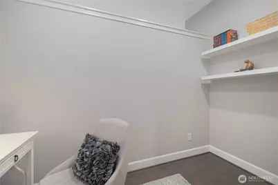 7549 SE 29th Street #103, Mercer Island, WA 98040 - Photo 30