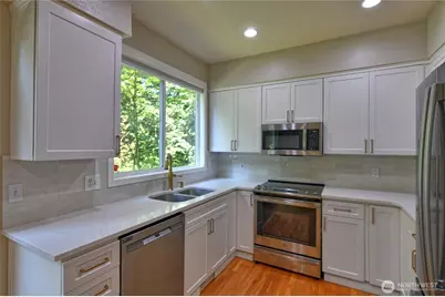 7214 NE 182nd Street #3, Kenmore, WA 98028 - Photo 10