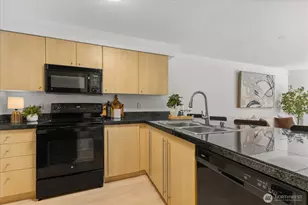 11211 NE 128th St, Kirkland, WA 98034 - Photo 8
