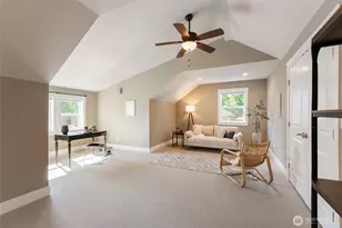 4372 Lakeview Ct, Bellingham, WA 98229 - Photo 12