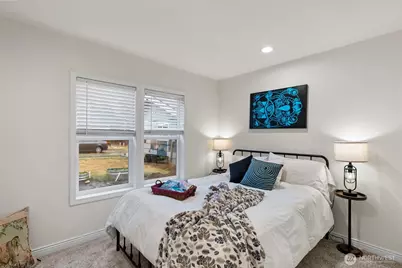 826 Chester Avenue, Bremerton, WA 98337 - Photo 10
