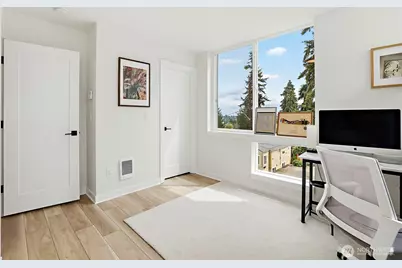 902 N 86th Street, Seattle, WA 98103 - Photo 26