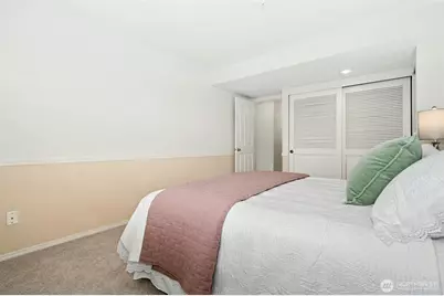 7111 134th Court SE #D3, Newcastle, WA 98059 - Photo 16