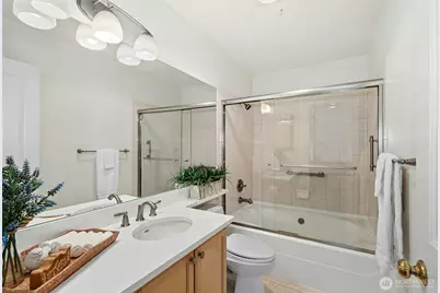 7111 134th Court SE #D3, Newcastle, WA 98059 - Photo 18
