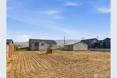58 S Union, East Wenatchee, WA 98802 - Photo 30