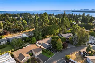 1325 NW 200th St, Shoreline, WA 98177 - Photo 34