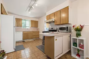 622 47th St SE, Everett, WA 98203 - Photo 6