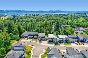 536 NE Province Dr, Camas, WA 98607 - Photo 4