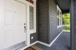 6729 Elderberry Ave SE, Snoqualmie, WA 98065 - Photo 2