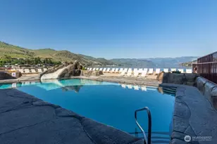 322 W Woodin Ave, Chelan, WA 98816 - Photo 4