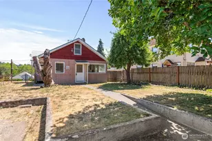 1311 Park Ave, Bremerton, WA 98337 - Photo 2