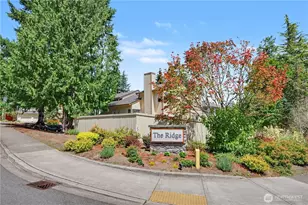 24305 SE 42nd Pl, Sammamish, WA 98029 - Photo 2