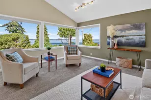 306 Spyglass Dr, Freeland, WA 98249 - Photo 6