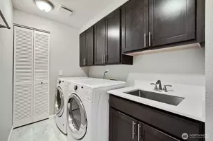 3100 W Commodore Way, Seattle, WA 98199 - Photo 28