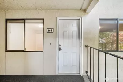 3100 W Commodore Way #305, Seattle, WA 98199 - Photo 4