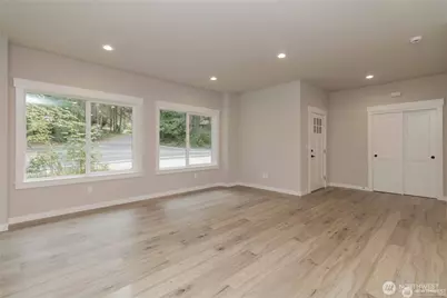 21649 Clear Lake Boulevard SE, Yelm, WA 98597 - Photo 4