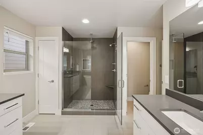 4020 235th Place SE, Sammamish, WA 98075 - Photo 28