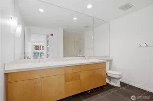 1188 106th Ave NE, Bellevue, WA 98004 - Photo 14