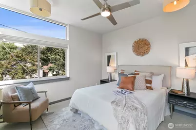 310 21st Avenue #A, Seattle, WA 98122 - Photo 18